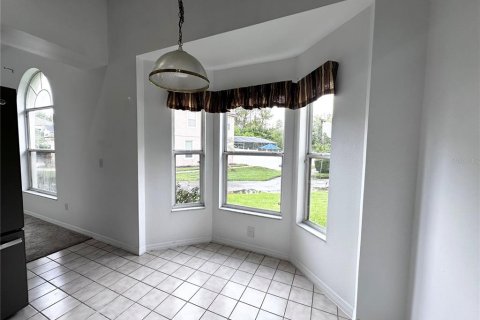 Casa en alquiler en Oviedo, Florida, 4 dormitorios, 187.2 m2 № 1919631 - foto 6