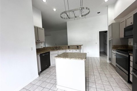 Casa en alquiler en Oviedo, Florida, 4 dormitorios, 187.2 m2 № 1919631 - foto 7