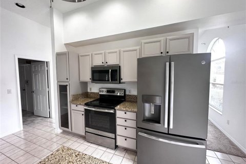 Casa en alquiler en Oviedo, Florida, 4 dormitorios, 187.2 m2 № 1919631 - foto 3