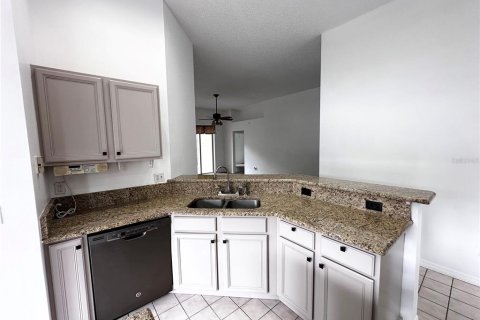 Casa en alquiler en Oviedo, Florida, 4 dormitorios, 187.2 m2 № 1919631 - foto 5