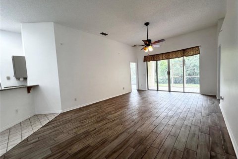 Casa en alquiler en Oviedo, Florida, 4 dormitorios, 187.2 m2 № 1919631 - foto 8