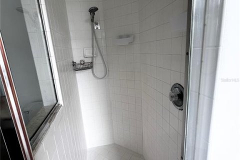 Casa en alquiler en Oviedo, Florida, 4 dormitorios, 187.2 m2 № 1919631 - foto 21