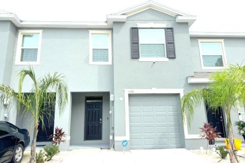 Touwnhouse à vendre à Wesley Chapel, Floride: 3 chambres, 155.43 m2 № 1652065 - photo 1