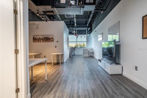 Propiedad comercial en alquiler en Orlando, Florida, 93.46 m2 № 1849495 - foto 9
