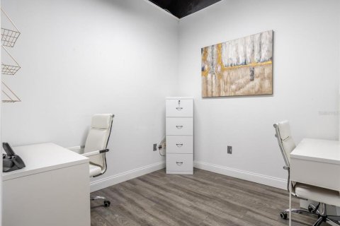 Propiedad comercial en alquiler en Orlando, Florida, 93.46 m2 № 1849495 - foto 15