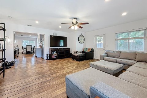 Casa en venta en Saint Petersburg, Florida, 3 dormitorios, 124.86 m2 № 1576353 - foto 17