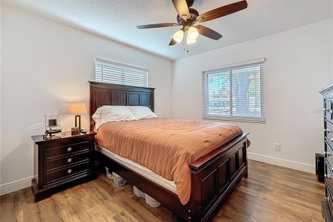 Casa en venta en Saint Petersburg, Florida, 3 dormitorios, 124.86 m2 № 1576353 - foto 20
