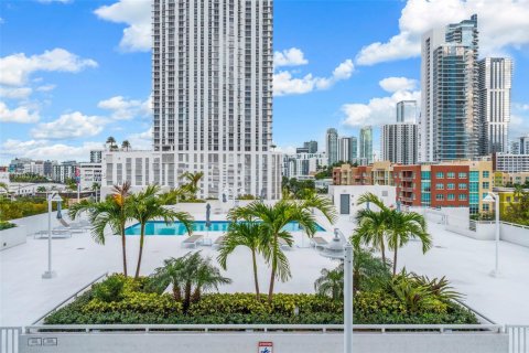 Condo in Miami, Florida, 3 bedrooms  № 1973195 - photo 3