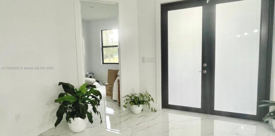 Villa ou maison à Naples, Floride 3 chambres № 2053987