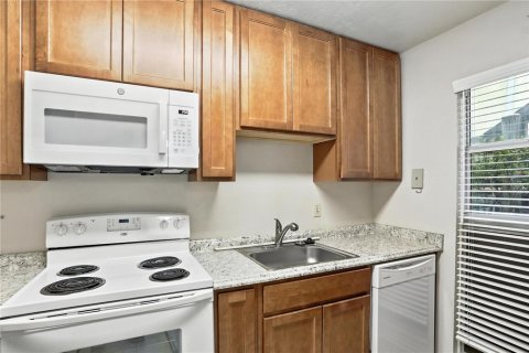 Condominio en venta en Gainesville, Florida, 3 dormitorios, 114.08 m2 № 1894722 - foto 3