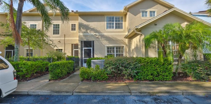 Adosado en Riverview, Florida 2 dormitorios, 124.49 m2 № 1878119