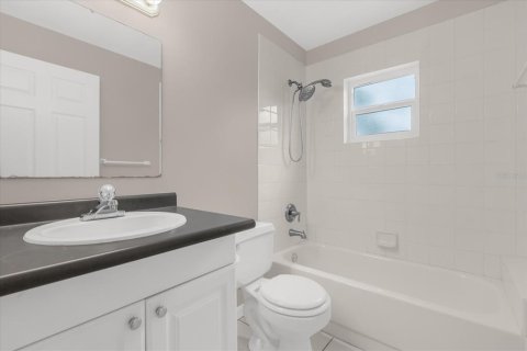 Casa en venta en Kissimmee, Florida, 3 dormitorios, 116.78 m2 № 1904127 - foto 14