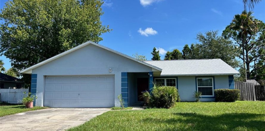 Casa en Kissimmee, Florida 3 dormitorios, 116.78 m2 № 1904127