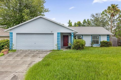 Casa en venta en Kissimmee, Florida, 3 dormitorios, 116.78 m2 № 1904127 - foto 2