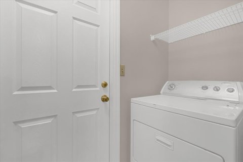 Casa en venta en Kissimmee, Florida, 3 dormitorios, 116.78 m2 № 1904127 - foto 24