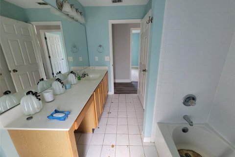 House in Jacksonville, Florida 4 bedrooms, 192.31 sq.m. № 1902487 - photo 17