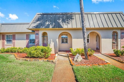 Condo à New Port Richey, Floride, 2 chambres № 2115506