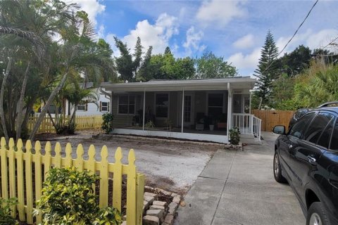 House in Sarasota, Florida 2 bedrooms, 94.39 sq.m. № 2130914