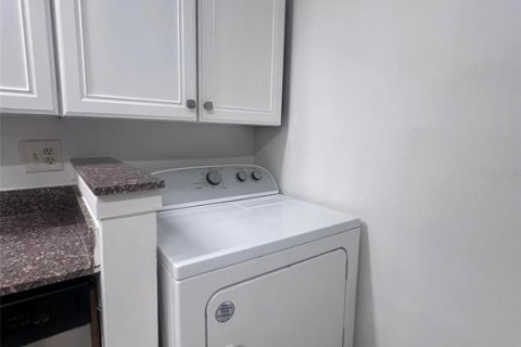 Touwnhouse à louer à Winter Park, Floride: 2 chambres, 96.43 m2 № 1801327 - photo 6