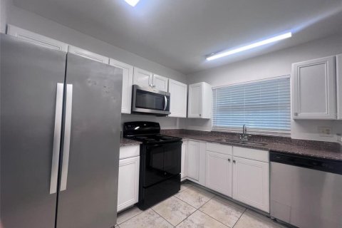 Touwnhouse à louer à Winter Park, Floride: 2 chambres, 96.43 m2 № 1801327 - photo 4