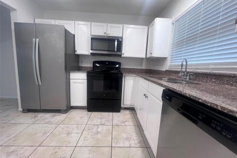 Touwnhouse à louer à Winter Park, Floride: 2 chambres, 96.43 m2 № 1801327 - photo 3