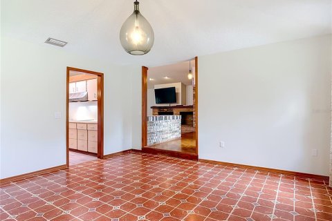 House in DeLand, Florida 4 bedrooms, 247.31 sq.m. № 2347745 - photo 26