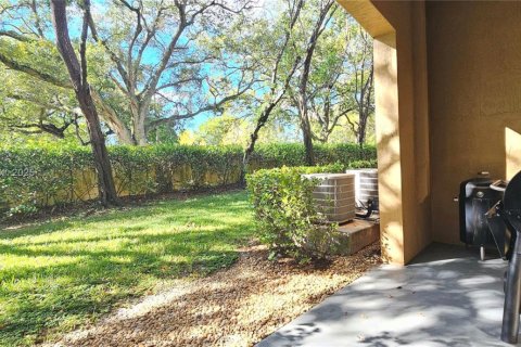 Touwnhouse à vendre à Tamarac, Floride: 3 chambres, 132.66 m2 № 1953030 - photo 18