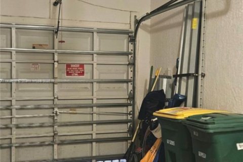 Touwnhouse à vendre à Tamarac, Floride: 3 chambres, 132.66 m2 № 1953030 - photo 22