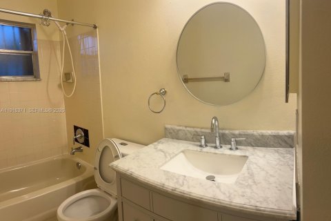 Propiedad comercial en alquiler en Homestead, Florida, 154.31 m2 № 2054912 - foto 16
