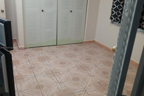 Propiedad comercial en alquiler en Homestead, Florida, 154.31 m2 № 2054912 - foto 5