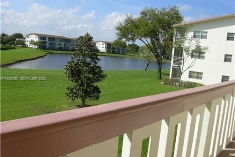 Снять в аренду кондоминиум в Бока-Ратон, Флорида 1 спальня, 66.89м2, № 2035082 - фото 4