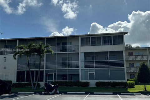 Снять в аренду кондоминиум в Бока-Ратон, Флорида 1 спальня, 66.89м2, № 2035082 - фото 25