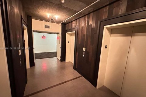 Copropriété à vendre à Miami, Floride: 59.27 m2 № 2042040 - photo 7