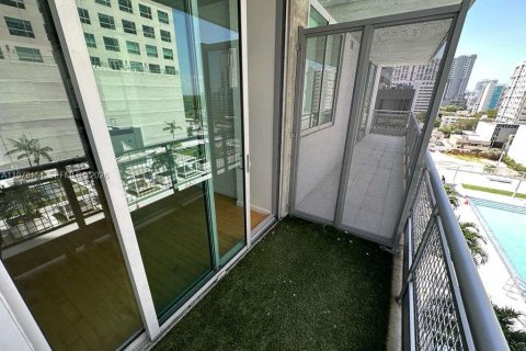 Copropriété à vendre à Miami, Floride: 59.27 m2 № 2042040 - photo 21