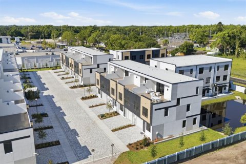 Touwnhouse à louer à Tampa, Floride: 4 chambres, 199.09 m2 № 2415423 - photo 4