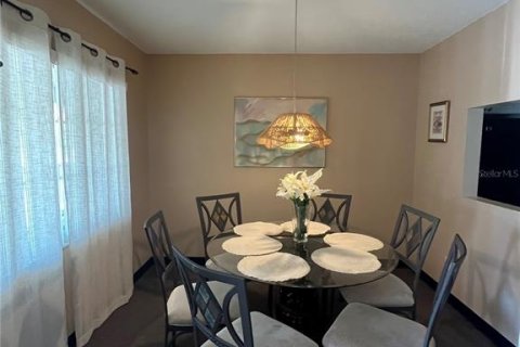 Copropriété à louer à Bradenton, Floride: 2 chambres, 84.73 m2 № 2213272 - photo 4