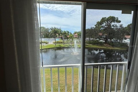 Copropriété à louer à Bradenton, Floride: 2 chambres, 84.73 m2 № 2213272 - photo 12