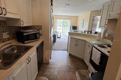 Copropriété à louer à Bradenton, Floride: 2 chambres, 84.73 m2 № 2213272 - photo 9