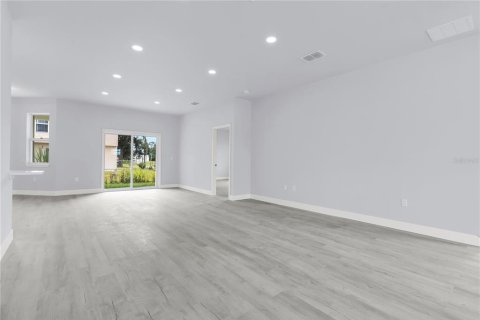 Villa ou maison à vendre à Kissimmee, Floride: 4 chambres, 206.61 m2 № 2295232 - photo 6