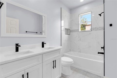 Villa ou maison à vendre à Kissimmee, Floride: 4 chambres, 206.61 m2 № 2295232 - photo 23