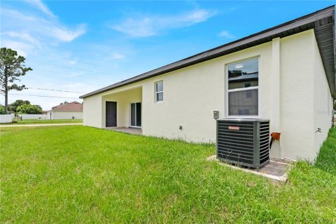 Villa ou maison à vendre à Kissimmee, Floride: 4 chambres, 206.61 m2 № 2295232 - photo 29