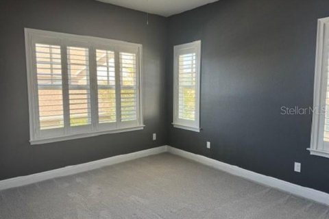 House in Orlando, Florida 4 bedrooms, 333.7 sq.m. № 2226755 - photo 7