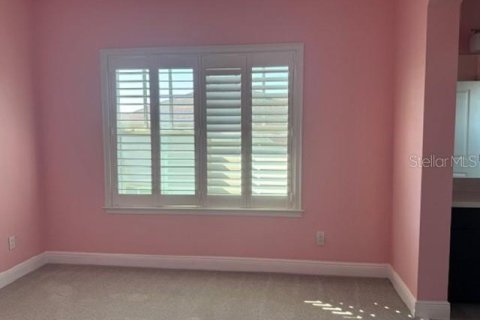House in Orlando, Florida 4 bedrooms, 333.7 sq.m. № 2226755 - photo 9