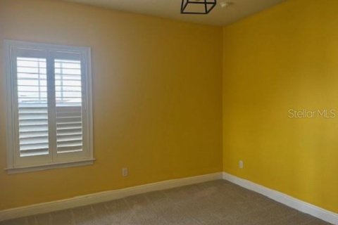 House in Orlando, Florida 4 bedrooms, 333.7 sq.m. № 2226755 - photo 10