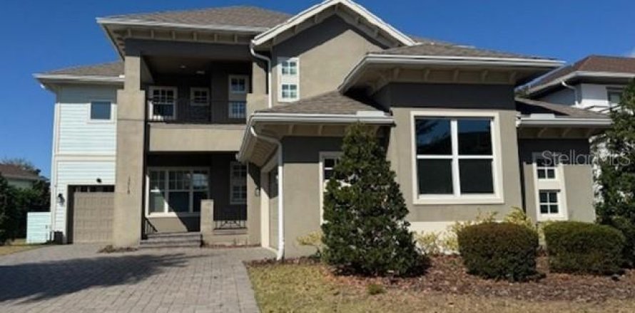 House in Orlando, Florida 4 bedrooms, 333.7 sq.m. № 2226755