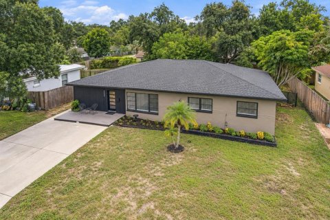 Villa ou maison à vendre à Saint Petersburg, Floride: 3 chambres, 142.42 m2 № 2406844 - photo 2