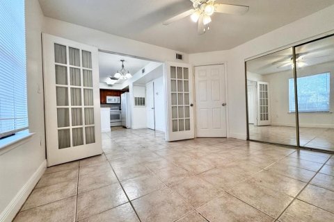Condominio en alquiler en Kissimmee, Florida, 2 dormitorios, 89.84 m2 № 1895167 - foto 10