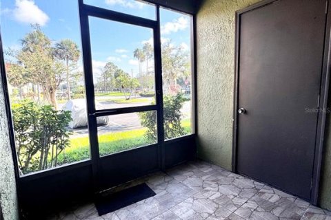 Condominio en alquiler en Kissimmee, Florida, 2 dormitorios, 89.84 m2 № 1895167 - foto 2