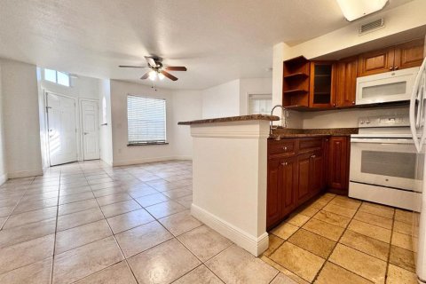 Condominio en alquiler en Kissimmee, Florida, 2 dormitorios, 89.84 m2 № 1895167 - foto 7