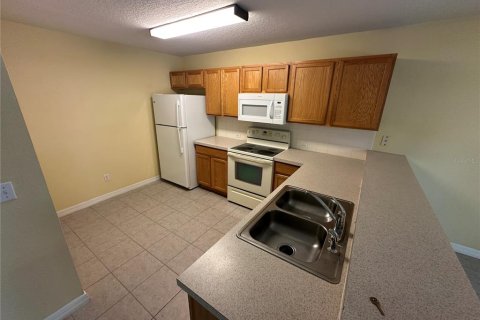 Touwnhouse à louer à Altamonte Springs, Floride: 2 chambres, 121.14 m2 № 2386112 - photo 5